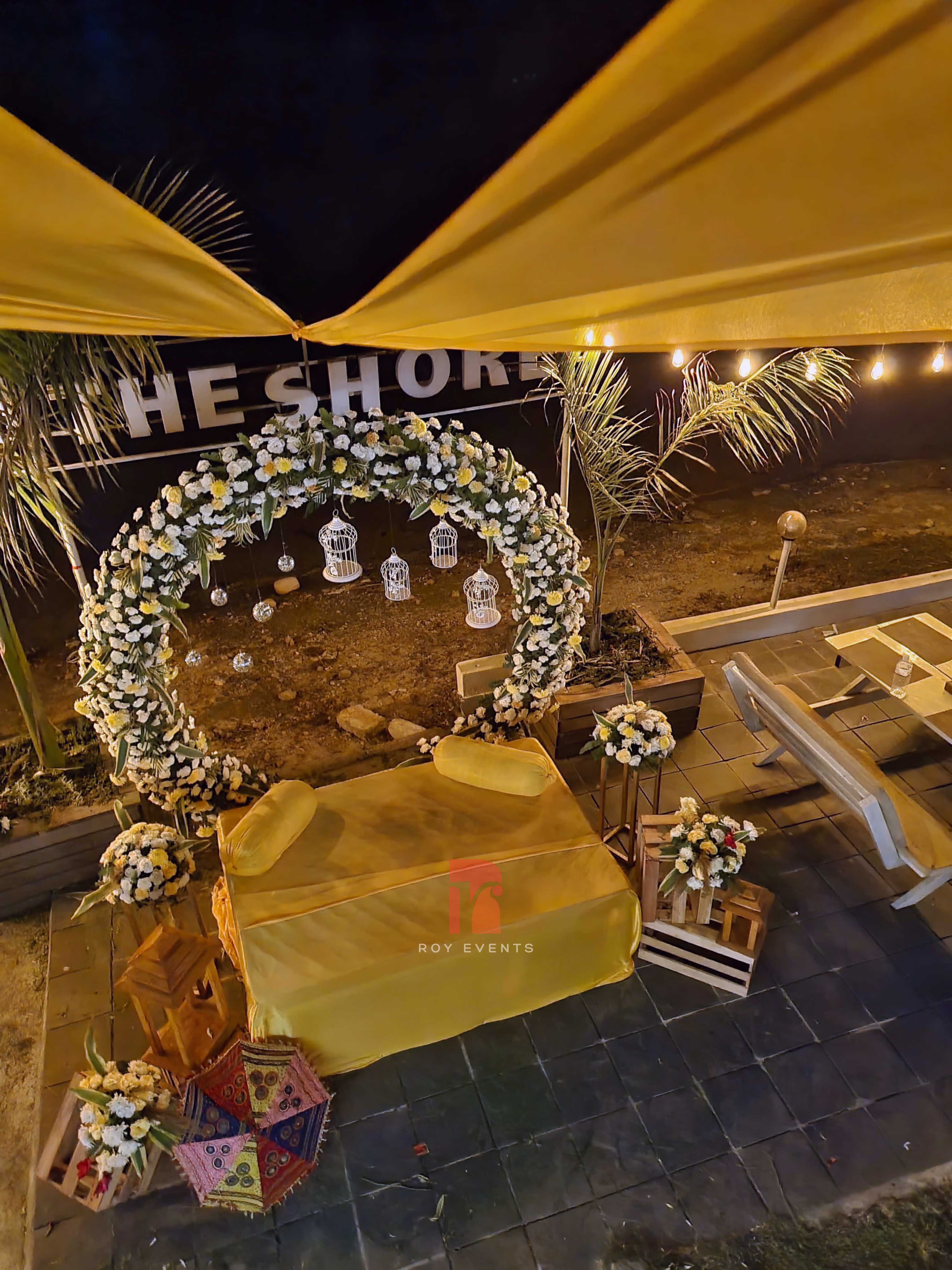 Profile Picture of The shore